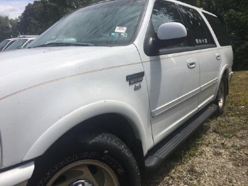 1998 Ford Expedition White, Connellsville, PA