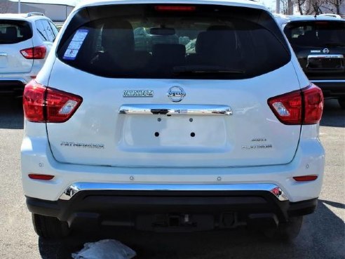 2018 Nissan Pathfinder Platinum Pearl White, Lawrence, MA