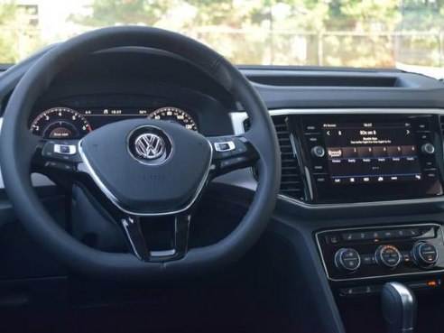 2018 Volkswagen Atlas 3.6L V6 SEL Premium Deep Black Pearl, Lawrence, MA