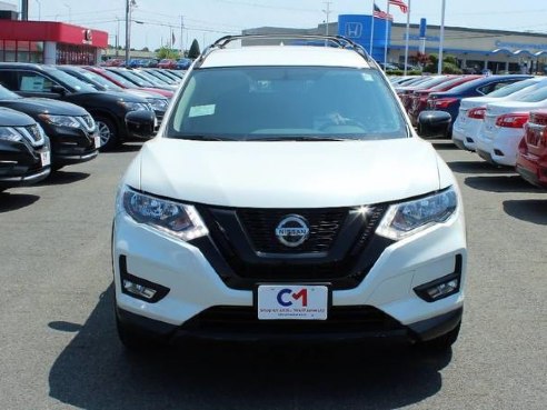 2018 Nissan Rogue SV Pearl White, Lawrence, MA