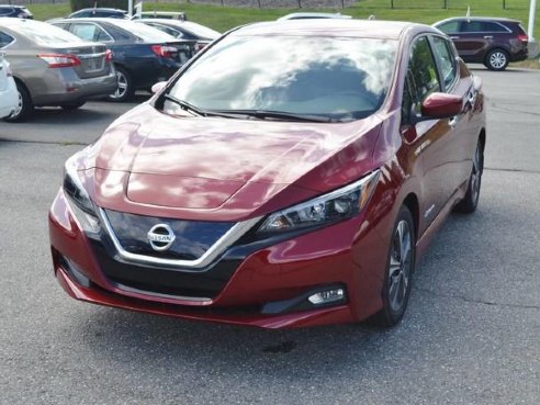 2018 Nissan LEAF SV Scarlet Ember, Lawrence, MA