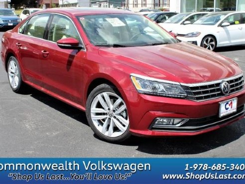 2018 Volkswagen Passat 2.0T SE w/Technology Fortana Red Metallic, Lawrence, MA