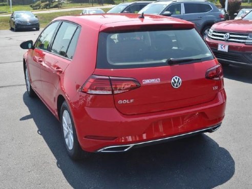 2018 Volkswagen Golf SE Tornado Red, Lawrence, MA