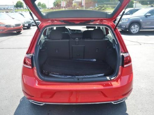 2018 Volkswagen Golf SE Tornado Red, Lawrence, MA