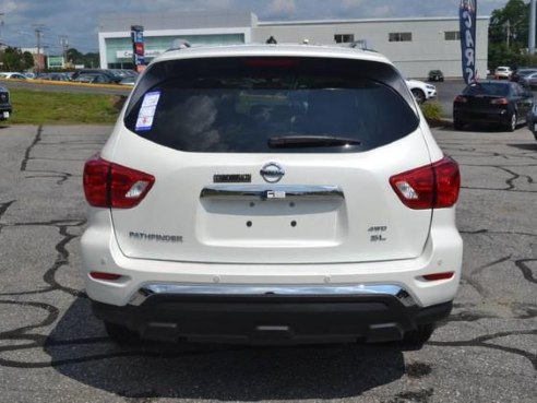 2018 Nissan Pathfinder SL Pearl White, Lawrence, MA