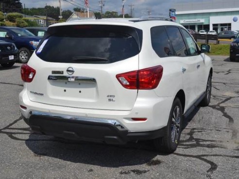 2018 Nissan Pathfinder SL Pearl White, Lawrence, MA