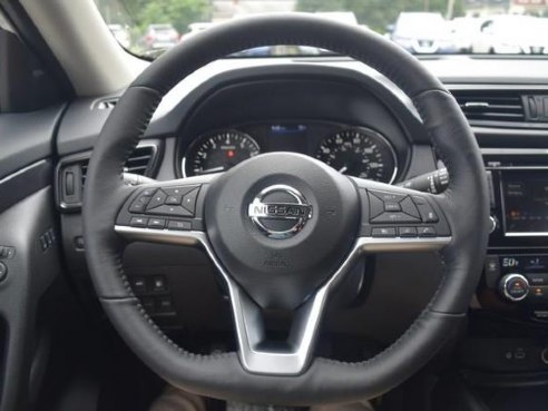 2018 Nissan Rogue SV Pearl White, Lawrence, MA