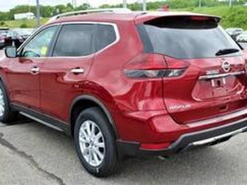 2018 Nissan Rogue SV Scarlet Ember, Lawrence, MA