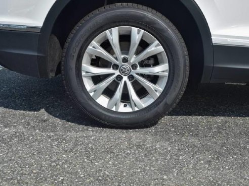 2018 Volkswagen Tiguan SE Pure White, Lawrence, MA