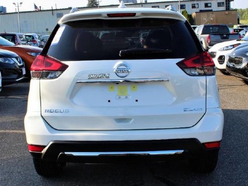 2018 Nissan Rogue SL Pearl White, Lawrence, MA