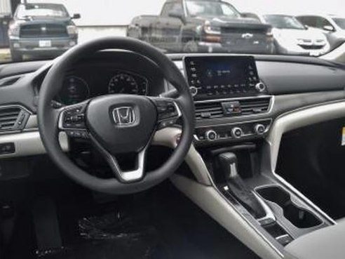 2018 Honda Accord LX Platinum White Pearl, Lawrence, MA