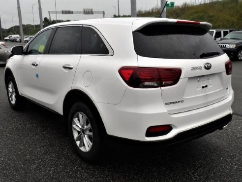 2019 Kia Sorento LX Snow White Pearl, Lawrence, MA