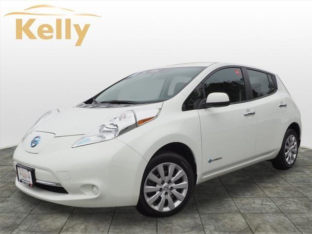 2015 Nissan LEAF 4dr HB S Glacier White, Beverly, MA