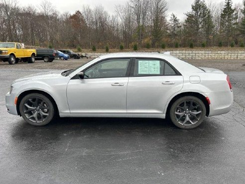 2022 Chrysler 300-Series Touring Silver Mist Clearcoat, Hermitage, PA