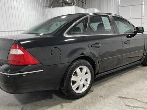 2005 Ford Five Hundred SE Sedan 4D Black, Sioux Falls, SD