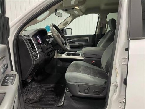 2019 Ram 1500 SLT Pickup 4D 5 1-2 ft White, Sioux Falls, SD