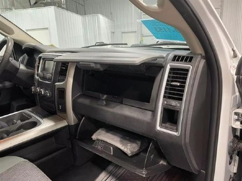 2019 Ram 1500 SLT Pickup 4D 5 1-2 ft White, Sioux Falls, SD