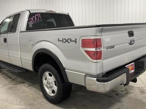 2009 Ford F-150 STX Pickup 4D 6 1-2 ft Silver, Sioux Falls, SD