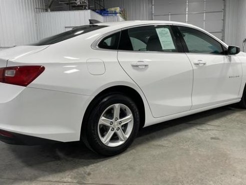 2021 Chevrolet Malibu LS Sedan 4D White, Sioux Falls, SD