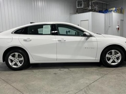 2021 Chevrolet Malibu LS Sedan 4D White, Sioux Falls, SD