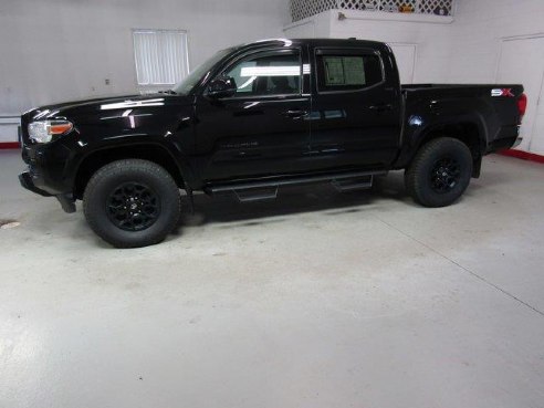 2021 Toyota Tacoma 4WD SR5 Midnight Black Metallic, Beaverdale, PA