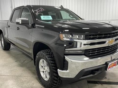 2021 Chevrolet Silverado 1500 LT Pickup 4D 5 3-4 ft Black, Sioux Falls, SD