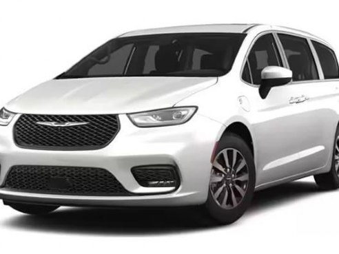 2023 Chrysler Pacifica Plug-In Hybrid TOURING L Bright White, Lynnfield, MA