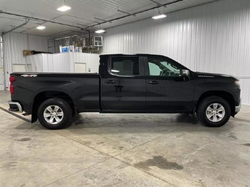 2021 Chevrolet Silverado 1500 LT Pickup 4D 5 3-4 ft Black, Sioux Falls, SD