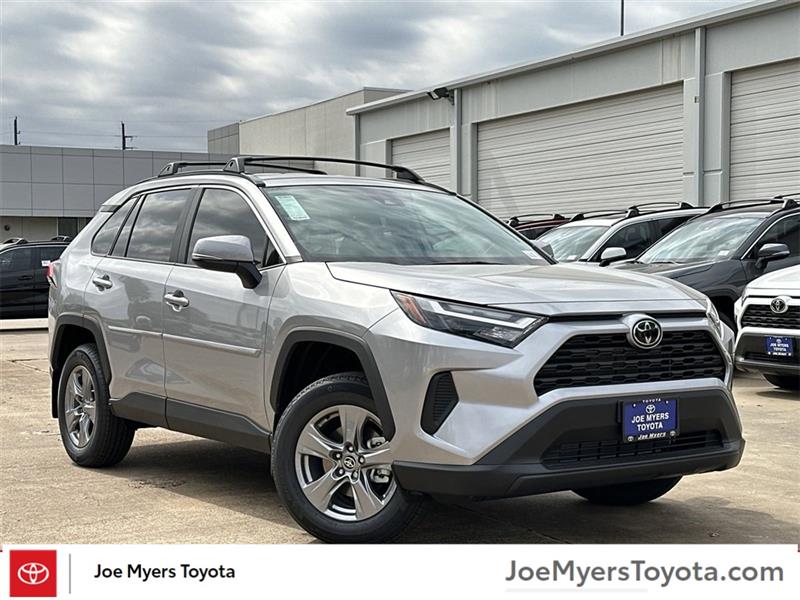 2024 Toyota RAV4 XLE Silver, Houston, TX