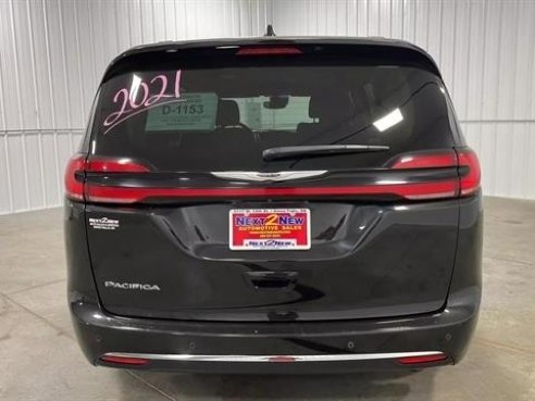 2021 Chrysler Pacifica Touring Minivan 4D Black, Sioux Falls, SD