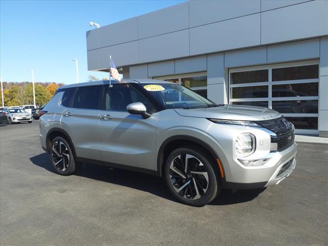 2022 Mitsubishi Outlander SE , Windber, PA