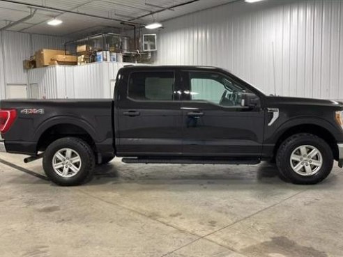 2021 Ford F-150 XLT Pickup 4D 5 1-2 ft Black, Sioux Falls, SD