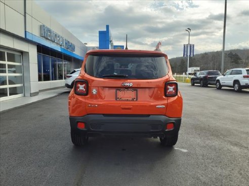 2018 Jeep Renegade Latitude Orange, Windber, PA