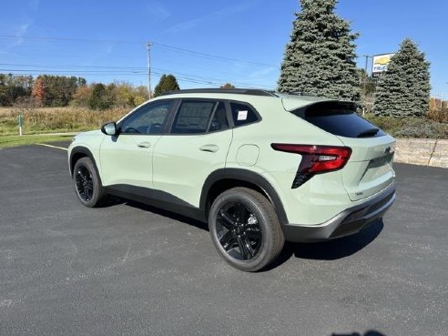 2025 Chevrolet Trax ACTIV Green, Mercer, PA