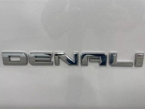 2017 GMC Sierra 1500 Denali Pickup 4D 5 3-4 ft White, Sioux Falls, SD