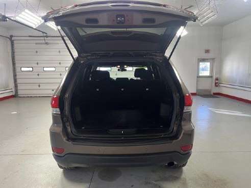 2021 Jeep Grand Cherokee Laredo E Walnut Brown Metallic Clearcoat, Beaverdale, PA