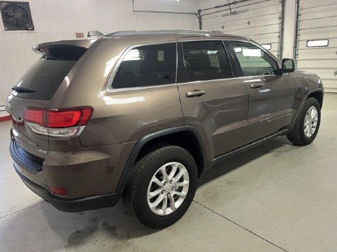 2021 Jeep Grand Cherokee Laredo E Walnut Brown Metallic Clearcoat, Beaverdale, PA