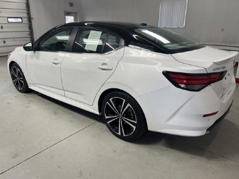 2021 Nissan Sentra SR Aspen White/Super Black, Beaverdale, PA