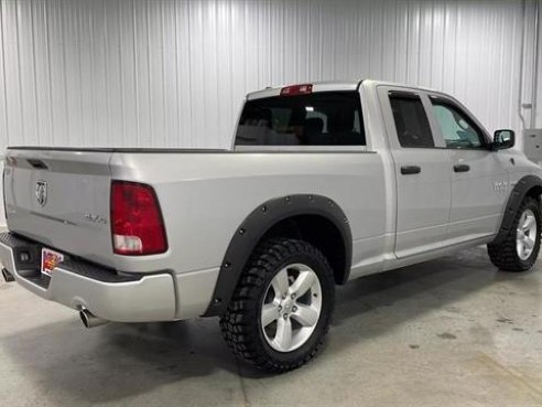 2015 Ram Ram Pickup 1500 Express Pickup 4D 6 1-3 ft Silver, Sioux Falls, SD