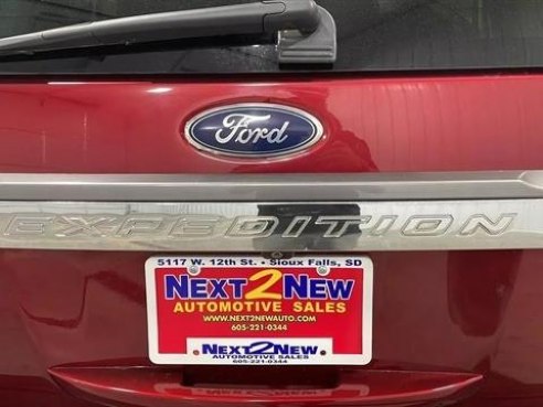 2016 Ford Expedition Limited Sport Utility 4D Red, Sioux Falls, SD