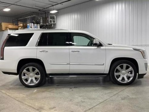 2016 Cadillac Escalade Luxury Sport Utility 4D White, Sioux Falls, SD