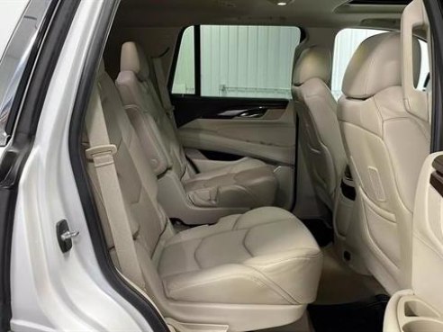 2016 Cadillac Escalade Luxury Sport Utility 4D White, Sioux Falls, SD