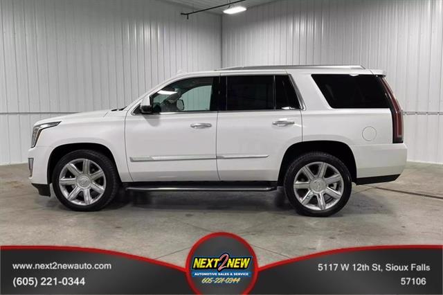 2016 Cadillac Escalade Luxury Sport Utility 4D White, Sioux Falls, SD